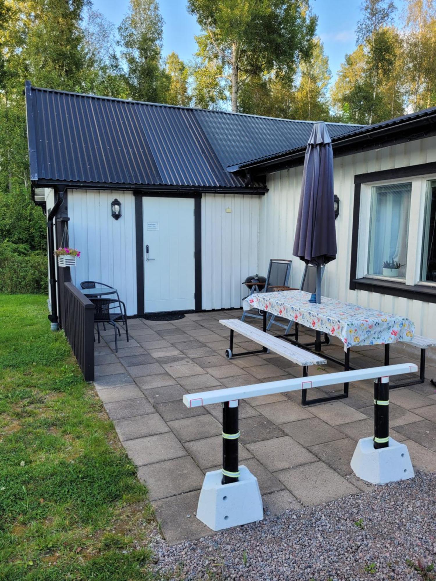 Karlstorp 4 Km Fran Homestay *